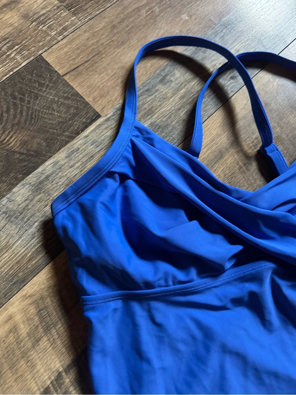 Athleta Swim Women's Tankini Top with Cross-Back Straps - Picture 2 of 6